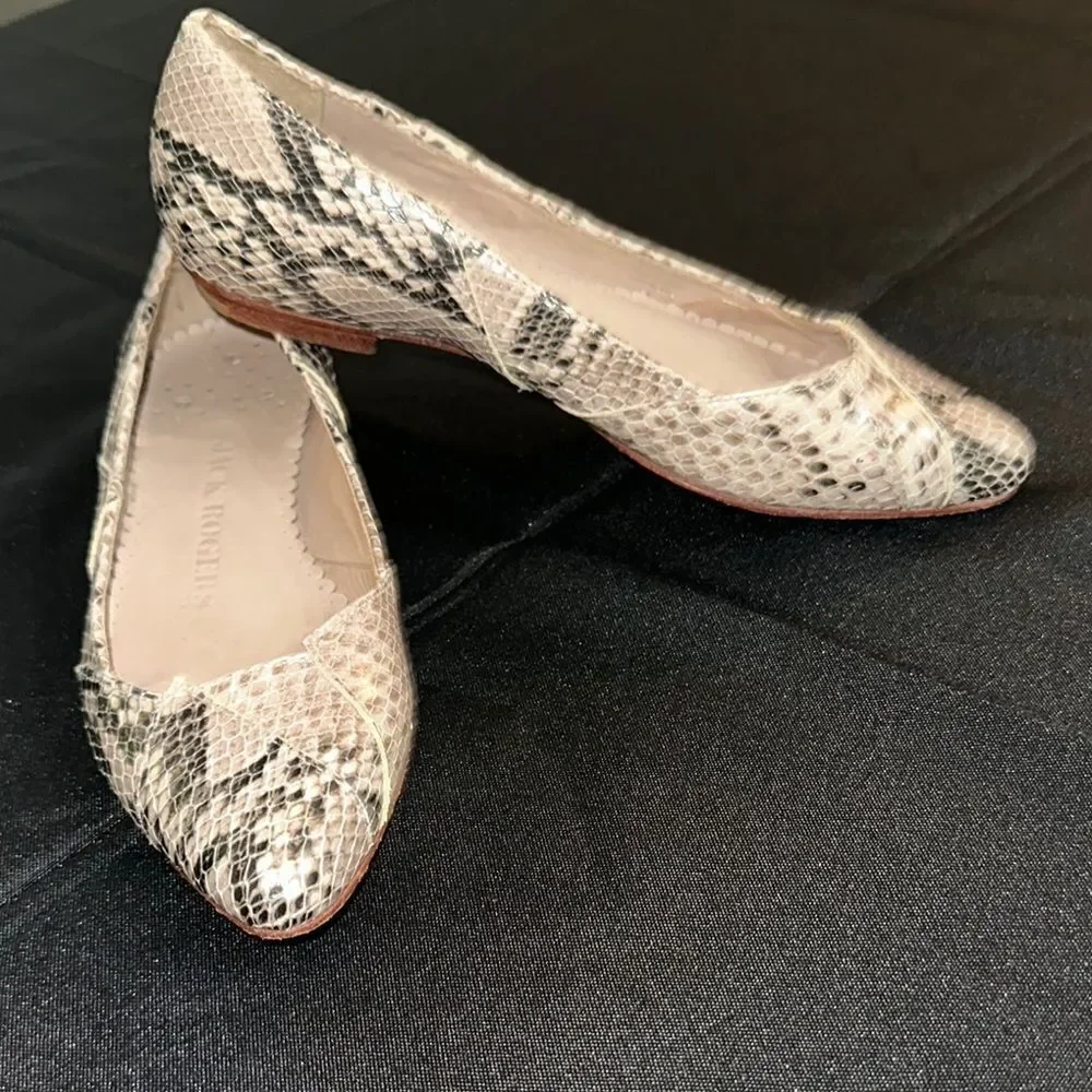 Jack Rogers Snakeskin Patterned Flats Size 5